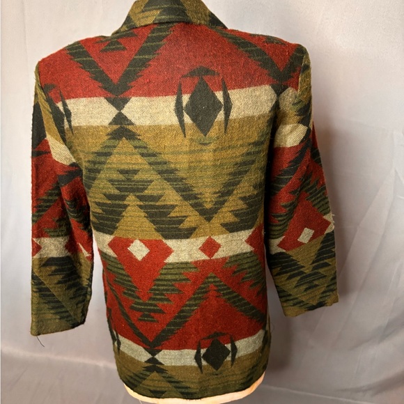 Geometric Patterned Blazer - Picture 4 of 7